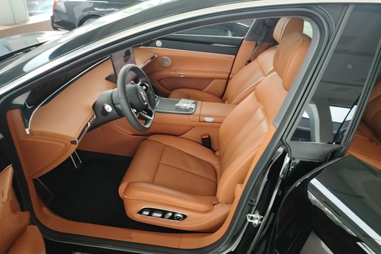 Used Hima Stelato S9T 2025 Model Range-Extended Ultra Long-Range Version Left Front Seat