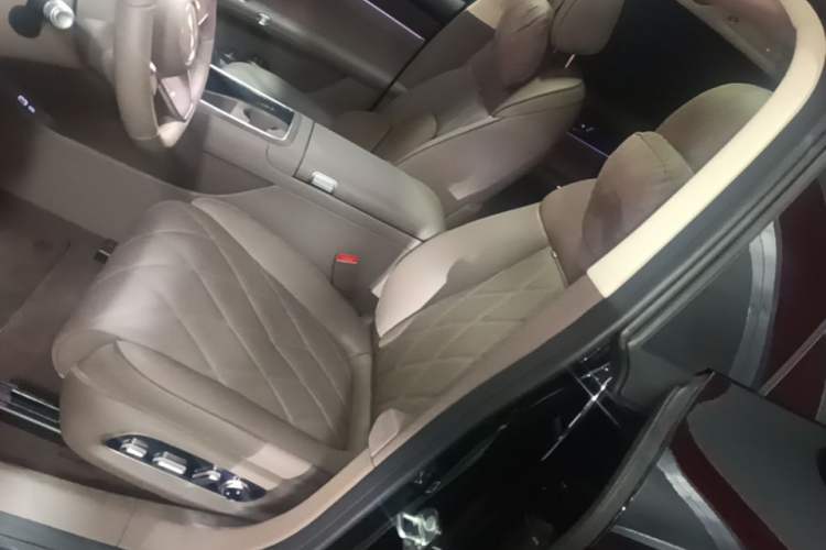 Used Hima Stelato S9T 2025 Model Range-Extended Ultra Long-Range Version Left Front Seat