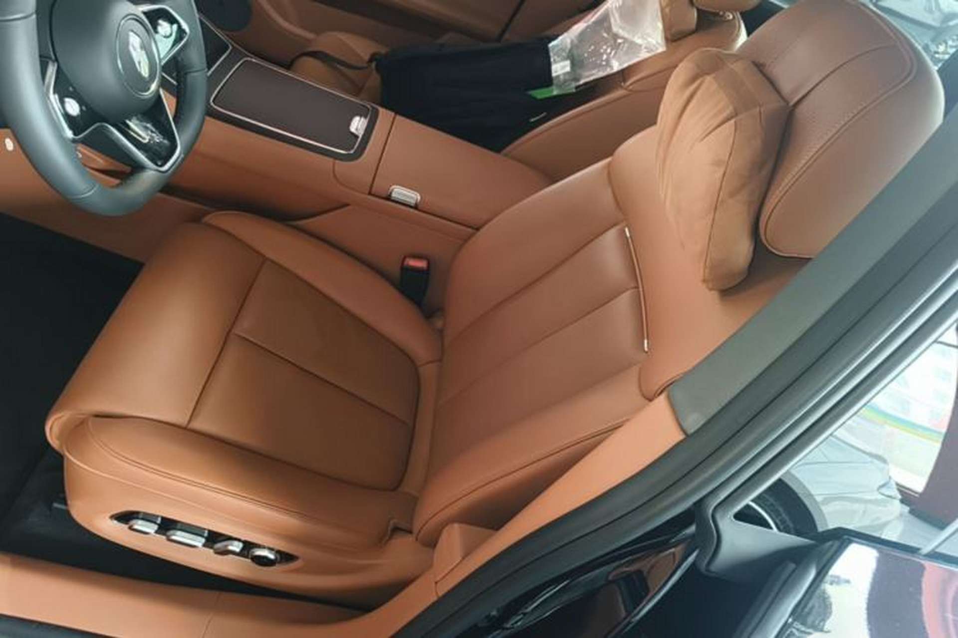 Used Hima Stelato S9T 2025 Model Range-Extended Ultra Long-Range Version Left Front Seat