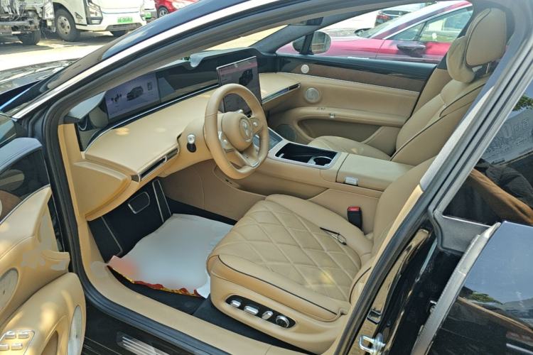 Used Hima Stelato S9T 2025 Model Range-Extended Ultra Long-Range Version Left Front Seat