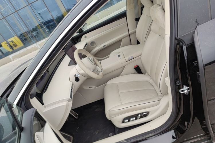 Used Hima Stelato S9T 2025 Model Range-Extended Ultra Long-Range Version Left Front Seat