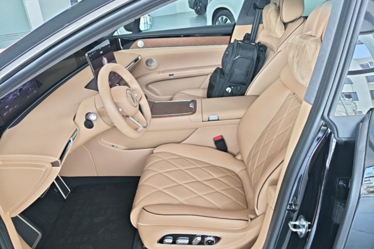 Used Hima Stelato S9T 2025 Model Range-Extended Ultra Long-Range Version Left Front Seat