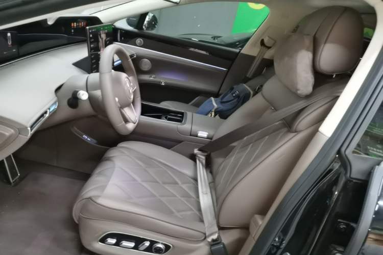 Used Hima Stelato S9T 2025 Model Range-Extended Ultra Long-Range Version Left Front Seat