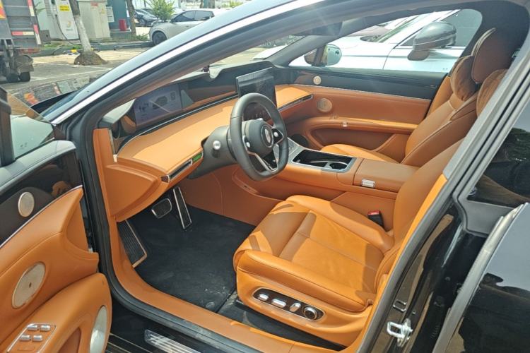 Used Hima Stelato S9T 2025 Model Range-Extended Ultra Long-Range Version Left Front Seat