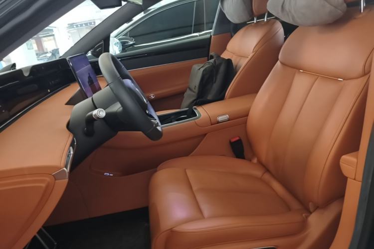Used Hima Stelato S9T 2025 Model Range-Extended Ultra Long-Range Version Left Front Seat