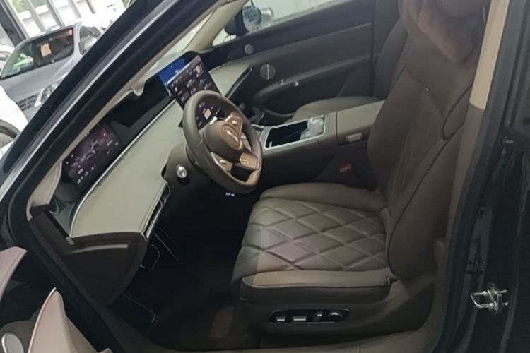 Used Hima Stelato S9T 2025 Model Range-Extended Ultra Long-Range Version Left Front Seat