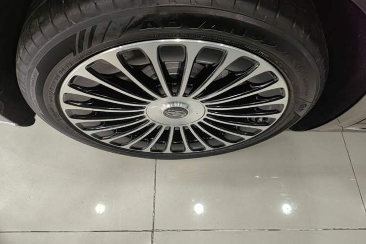 Used Hima Stelato S9T 2025 Model Range-Extended Ultra Long-Range Version Left Front Wheel Hub