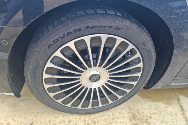 Used Hima Stelato S9T 2025 Model Range-Extended Ultra Long-Range Version Left Front Wheel Hub