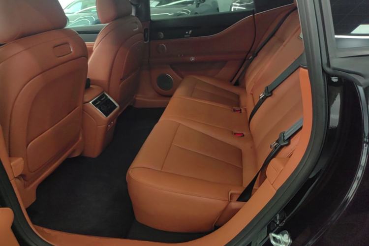 Used Hima Stelato S9T 2025 Model Range-Extended Ultra Long-Range Version Left Rear Seat