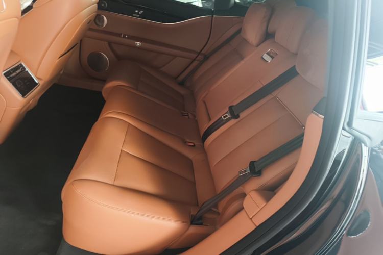 Used Hima Stelato S9T 2025 Model Range-Extended Ultra Long-Range Version Left Rear Seat