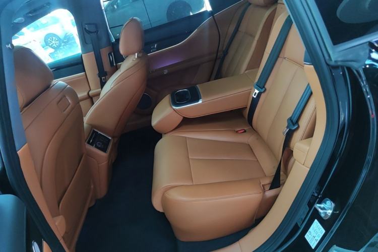 Used Hima Stelato S9T 2025 Model Range-Extended Ultra Long-Range Version Left Rear Seat