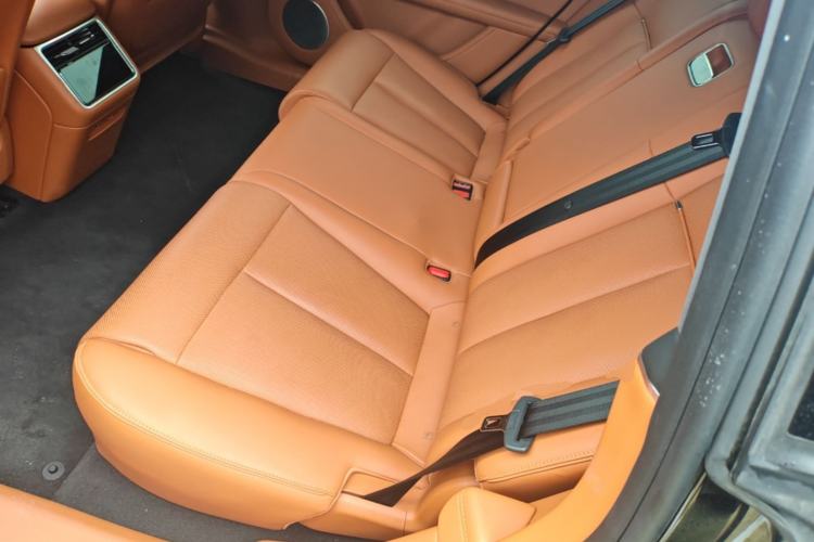 Used Hima Stelato S9T 2025 Model Range-Extended Ultra Long-Range Version Left Rear Seat