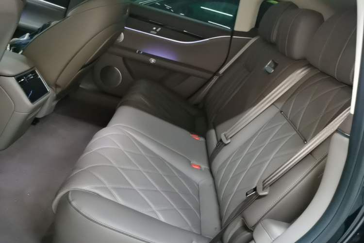 Used Hima Stelato S9T 2025 Model Range-Extended Ultra Long-Range Version Left Rear Seat