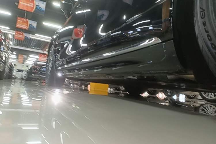 Used Hima Stelato S9T 2025 Model Range-Extended Ultra Long-Range Version Left Side Sill