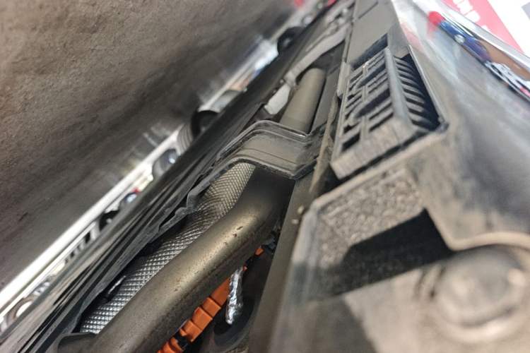 Used Hima Stelato S9T 2025 Model Range-Extended Max Long-Range Version Left Side Sill