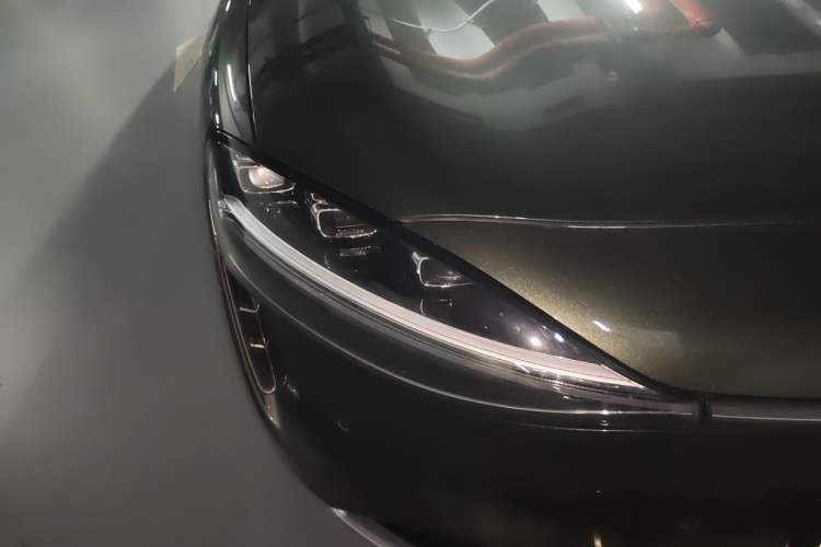 Used Hima Stelato S9T 2025 Model Range-Extended Ultra Long-Range Version Right Front Headlight