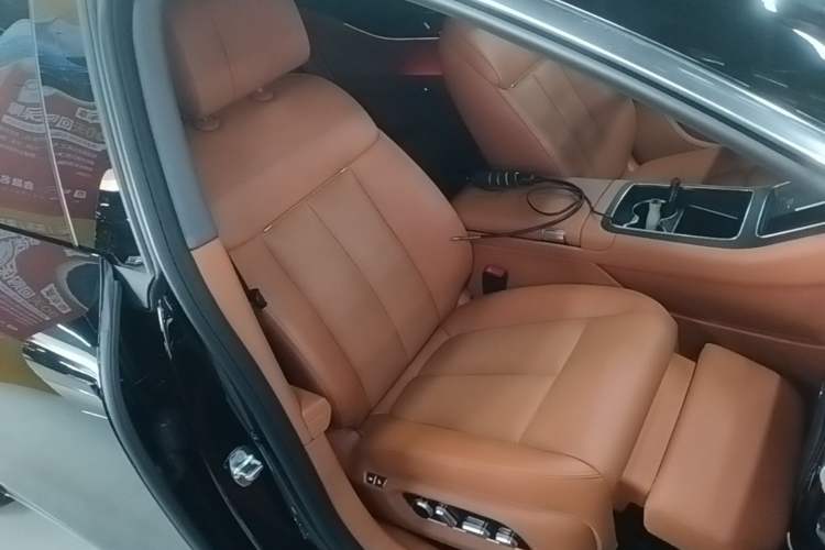 Used Hima Stelato S9T 2025 Model Range-Extended Ultra Long-Range Version Right Front Seat