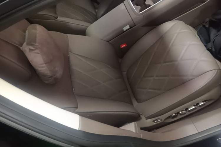 Used Hima Stelato S9T 2025 Model Range-Extended Ultra Long-Range Version Right Front Seat