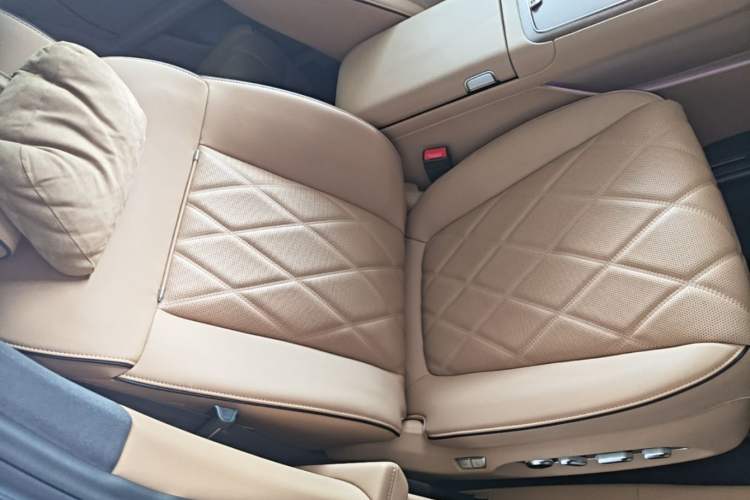 Used Hima Stelato S9T 2025 Model Range-Extended Ultra Long-Range Version Right Front Seat