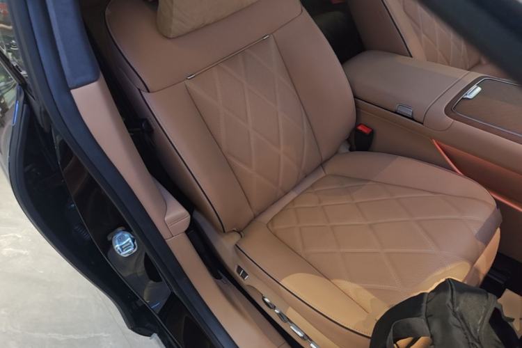 Used Hima Stelato S9T 2025 Model Range-Extended Ultra Long-Range Version Right Front Seat