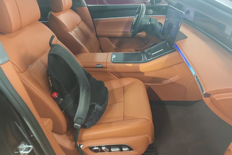 Used Hima Stelato S9T 2025 Model Range-Extended Ultra Long-Range Version Right Front Seat