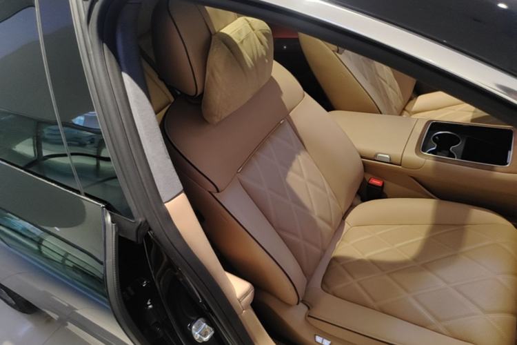 Used Hima Stelato S9T 2025 Model Range-Extended Ultra Long-Range Version Right Front Seat