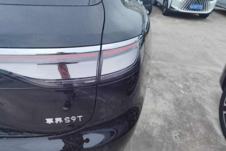 Used Hima Stelato S9T 2025 Model Range-Extended Ultra Long-Range Version Right Rear Taillight