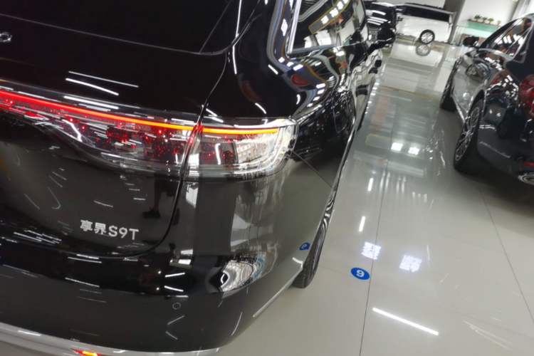 Used Hima Stelato S9T 2025 Model Range-Extended Max Right Rear Taillight