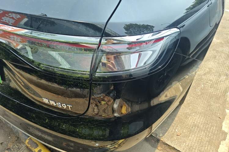 Used Hima Stelato S9T 2025 Model Range-Extended Ultra Long-Range Version Right Rear Taillight
