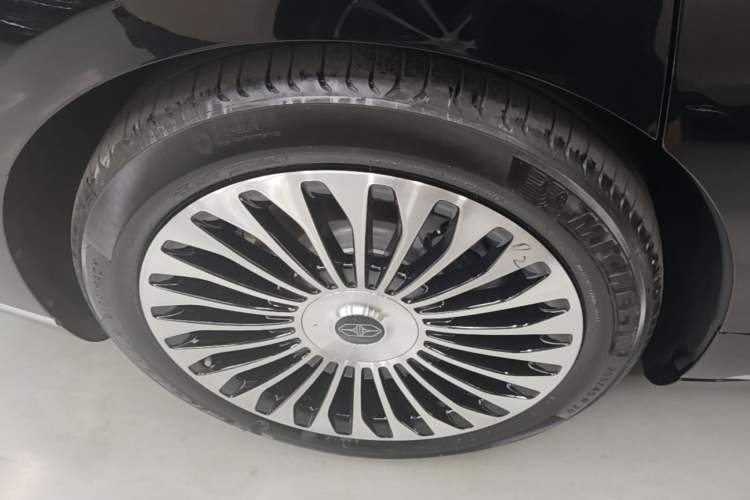 Used Hima Stelato S9T 2025 Model Range-Extended Ultra Long-Range Version Right Rear Wheel Hub