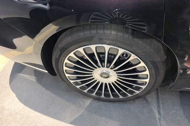 Used Hima Stelato S9T 2025 Model Range-Extended Ultra Long-Range Version Right Rear Wheel Hub