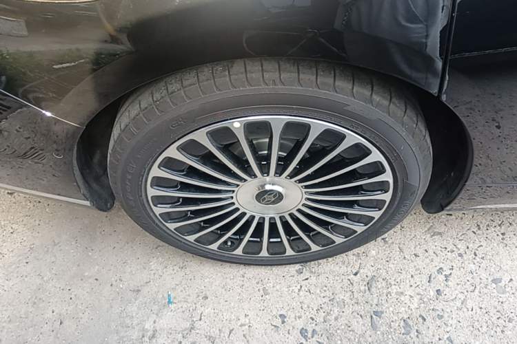 Used Hima Stelato S9T 2025 Model Range-Extended Ultra Long-Range Version Right Rear Wheel Hub