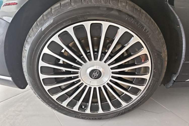 Used Hima Stelato S9T 2025 Model Range-Extended Ultra Long-Range Version Right Rear Wheel Hub