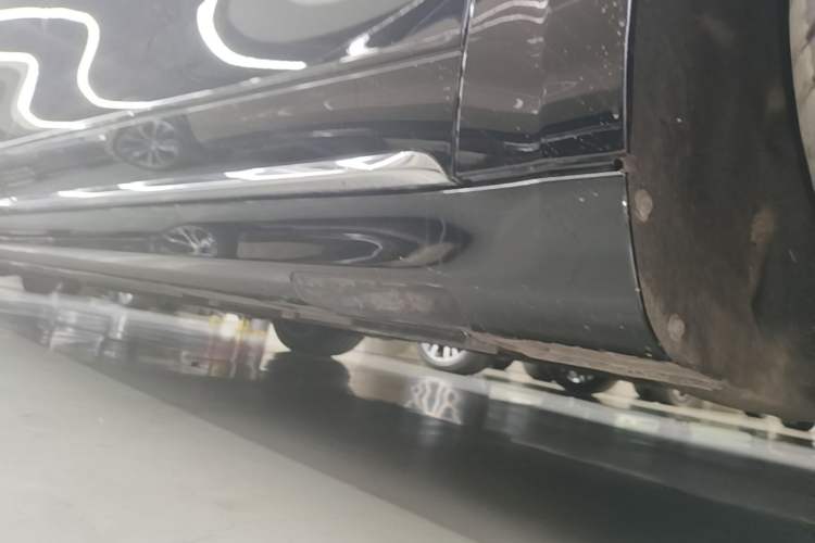 Used Hima Stelato S9T 2025 Model Range-Extended Ultra Long-Range Version Right Side Sill