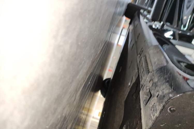 Used Hima Stelato S9T 2025 Model Pure Electric Rear-Drive Max Right Side Sill