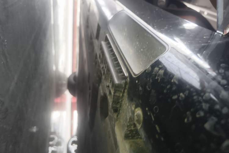 Used Hima Stelato S9T 2025 Model Range-Extended Ultra Long-Range Version Right Side Sill