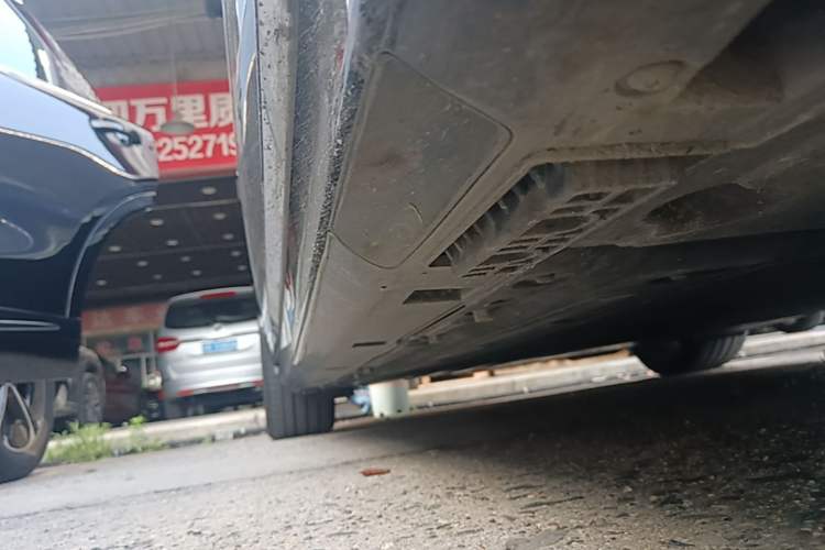 Used Hima Stelato S9T 2025 Model Range-Extended Ultra Long-Range Version Right Side Sill