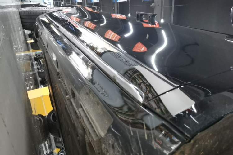 Used Hima Stelato S9T 2025 Model Range-Extended Max Right Side Sill