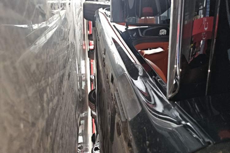 Used Hima Stelato S9T 2025 Model Range-Extended Ultra Long-Range Version Right Side Sill