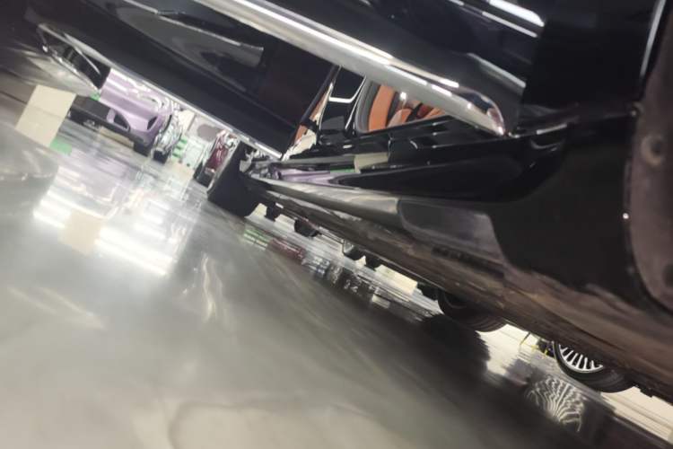 Used Hima Stelato S9T 2025 Model Range-Extended Ultra Long-Range Version Right Side Sill