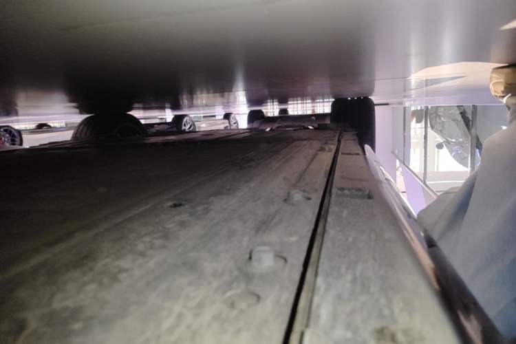 Used Hima Stelato S9T 2025 Model Range-Extended Ultra Long-Range Version Right Side Sill