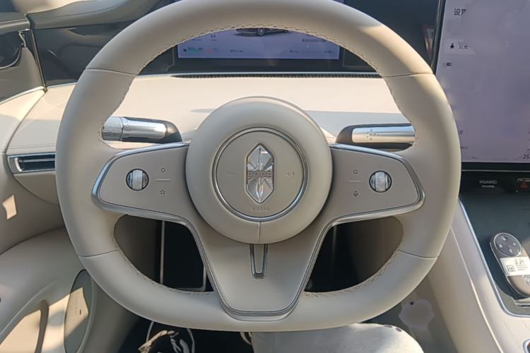 Used Hima Stelato S9T 2025 Model Range-Extended Ultra Long-Range Version Steering Wheel
