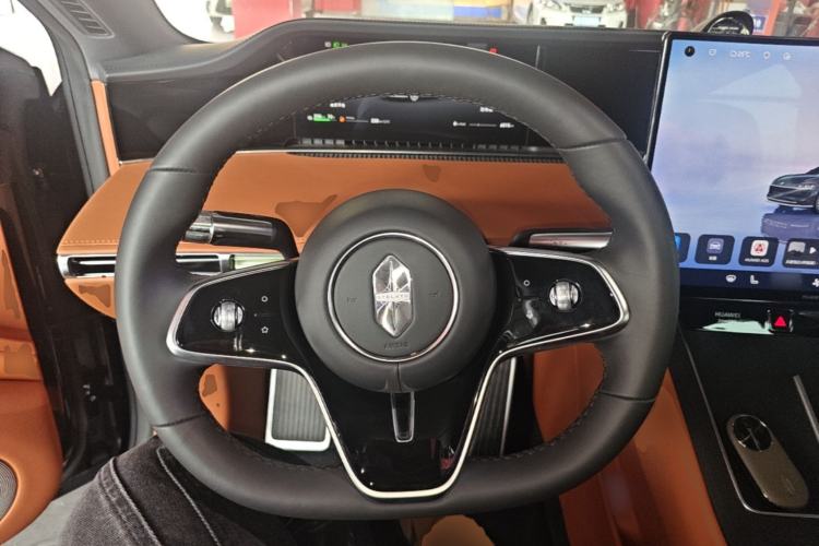 Used Hima Stelato S9T 2025 Model Range-Extended Ultra Long-Range Version Steering Wheel