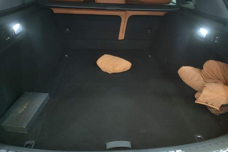 Used Hima Stelato S9T 2025 Model Range-Extended Ultra Long-Range Version Trunk