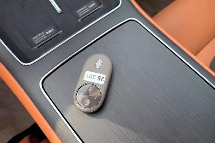 Used Hima Stelato S9T 2025 Model Range-Extended Ultra Long-Range Version Vehicle Key