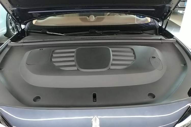 Used Hima Stelato S9T 2025 Model Range-Extended Ultra Long-Range Version Engine Bay