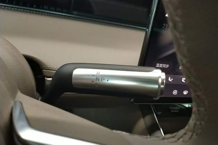 Used Hima Stelato S9T 2025 Model Range-Extended Ultra Long-Range Version Gear Lever