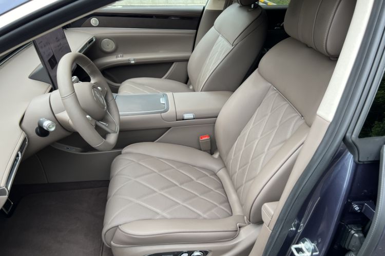 Used Hima Stelato S9T 2025 Model Range-Extended Ultra Long-Range Version Interior 3