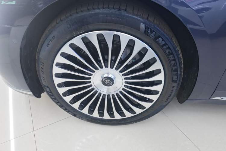 Used Hima Stelato S9T 2025 Model Range-Extended Ultra Long-Range Version Left Front Wheel Hub