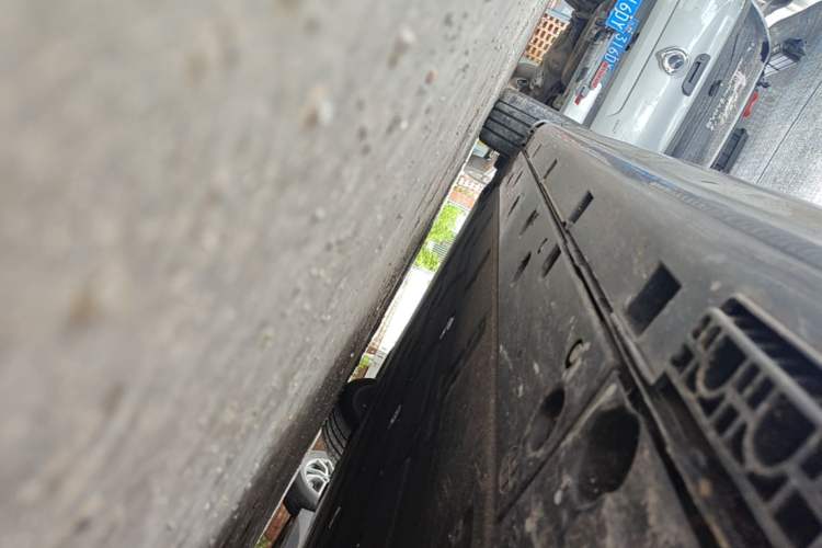 Used Hima Stelato S9T 2025 Model Pure Electric Rear-Drive Max Left Side Sill